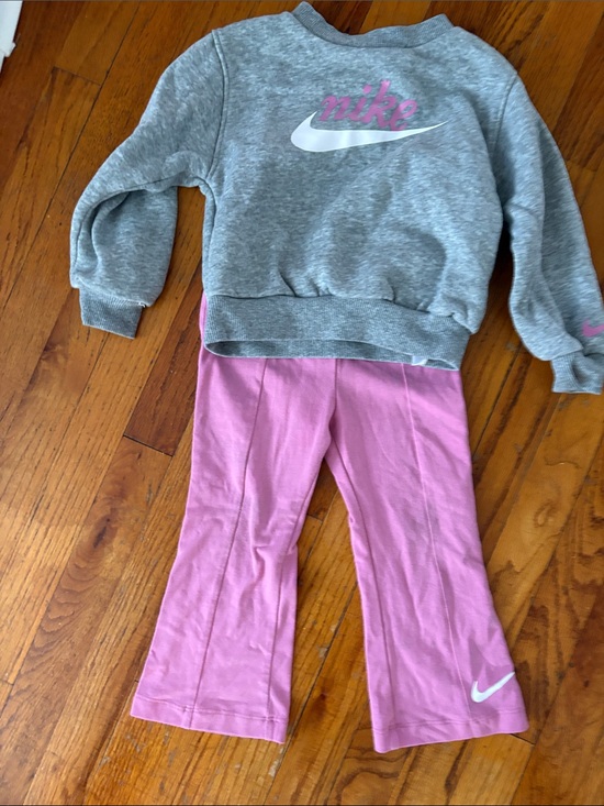 Nike Other - Nike Girls Gray Sweatshirt with Pink Leggings Set
